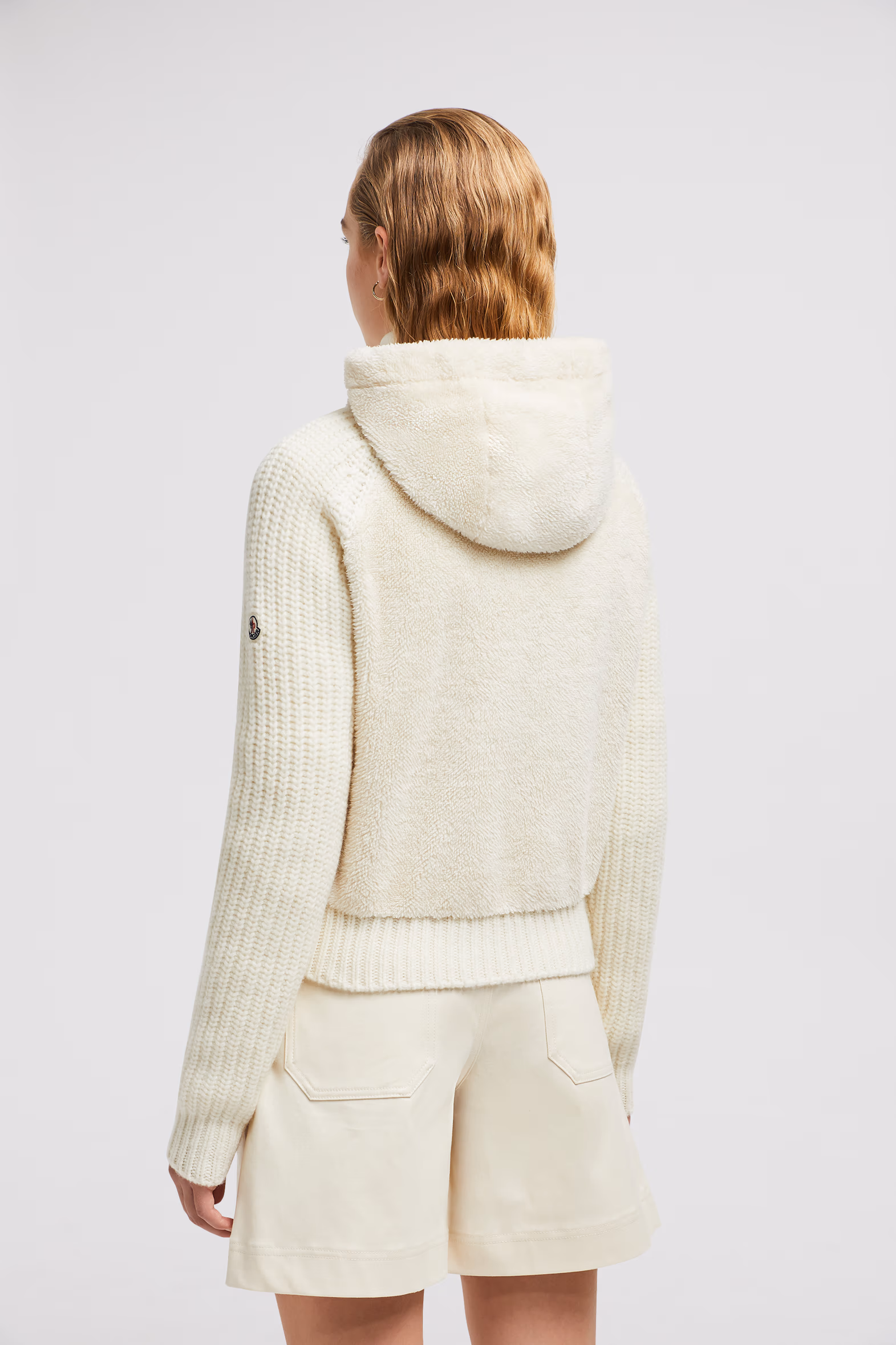 Cárdigan con capucha y cremallera acolchado de lana y efecto peluche Mujer Blanco Moncler 5